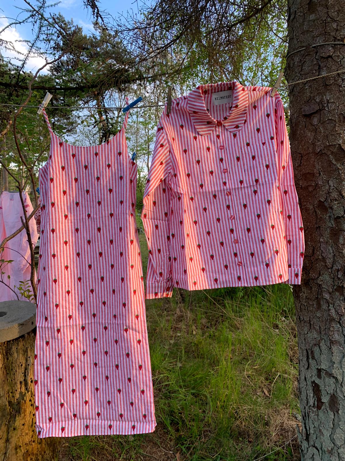 Helmstedt LEVA DRESS Dresses Red Stripe w Strawberry Emb